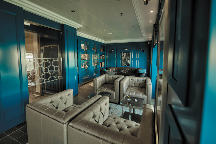 The Connoisseur Club on-board Regent Seven Seas Voyager