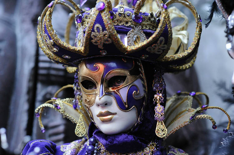 Venetian mask during Canevale di Venezia