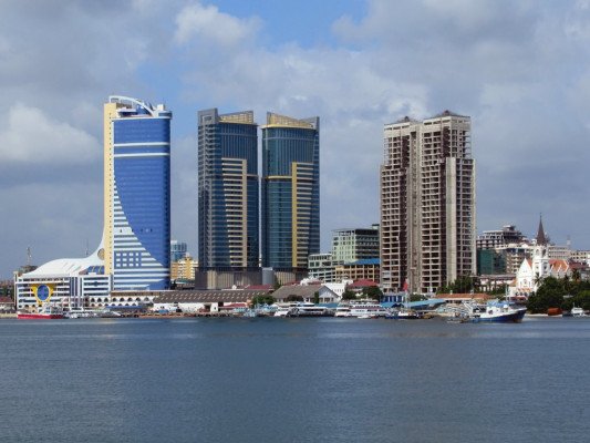 Desert Cities & Turquoise Seas