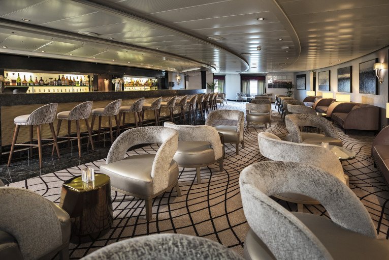 Navigator Lounge
