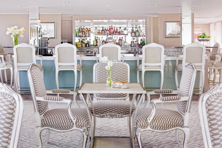 Blue Danube Lounge