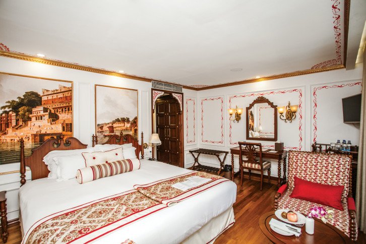 Colonial Suite