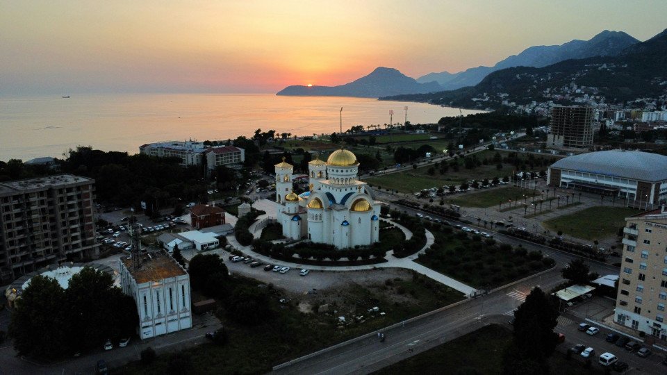17 Image 17