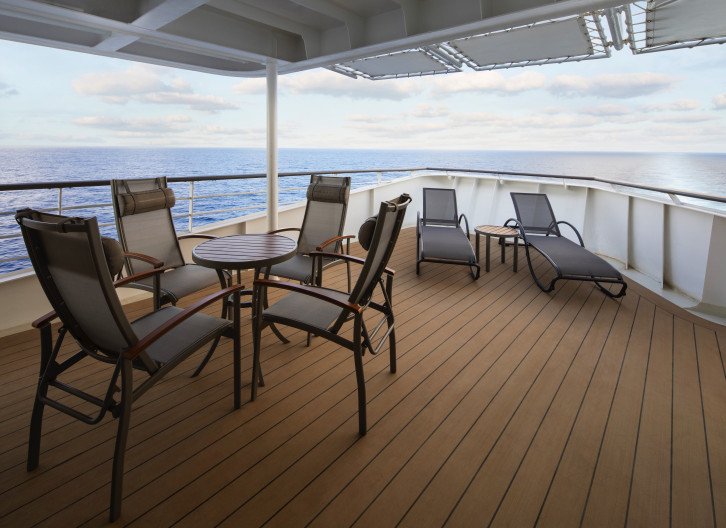Ultra Deluxe Veranda