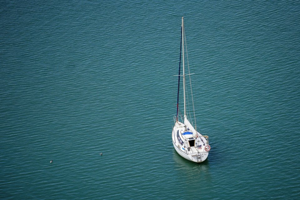 10 Image 10