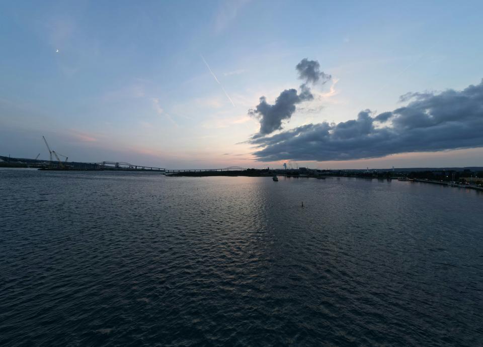 2 Image 2